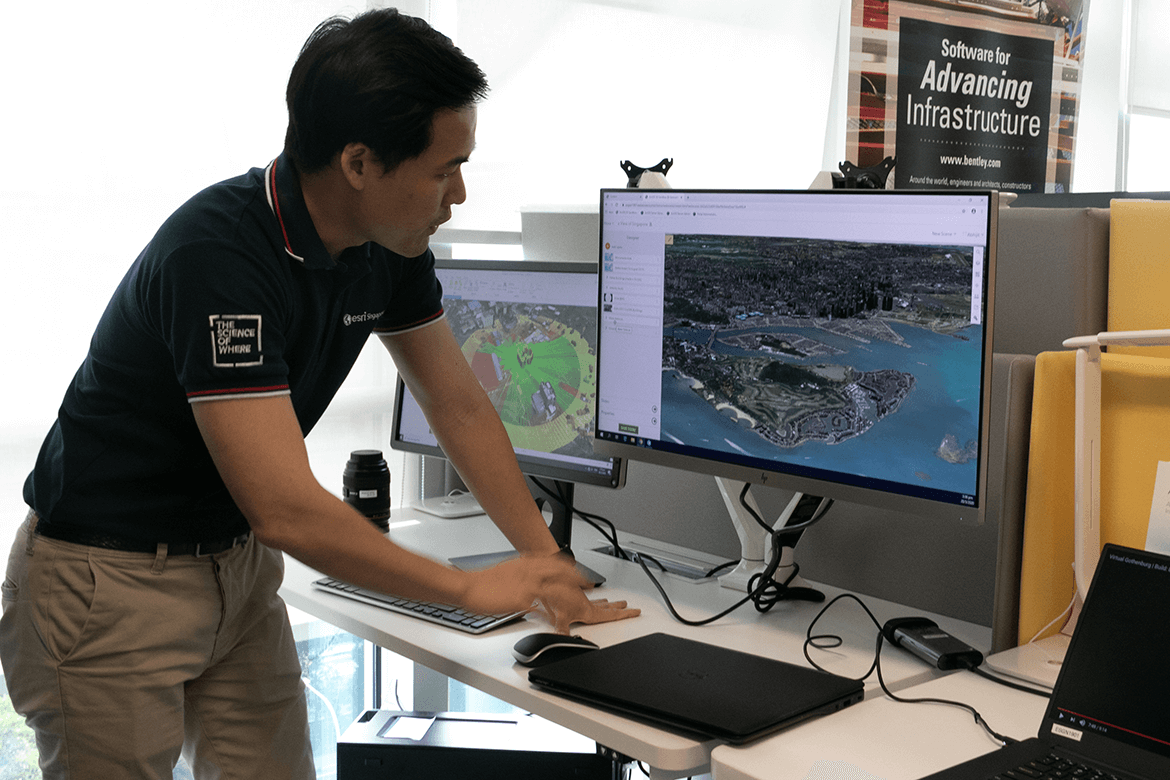 Demonstrating the capabilities of Esri's tools in the 3D Singapore Sandbox