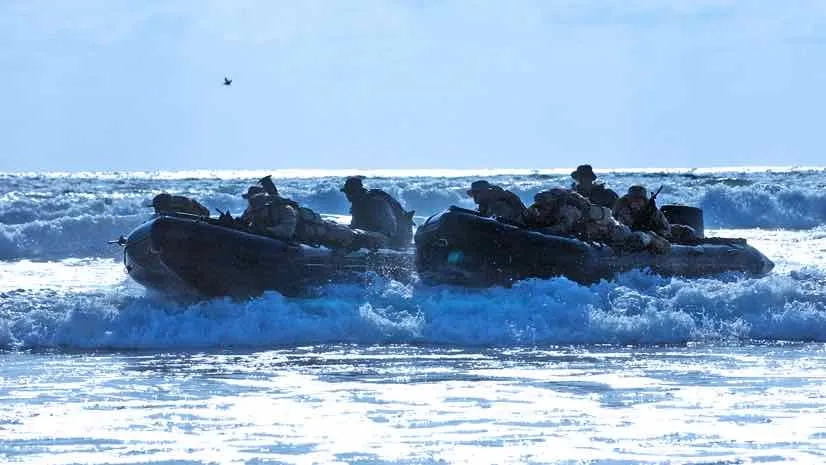 navy_seal_landing_826